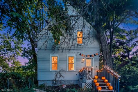 9610 Edmunds Avenue Cleveland OH 44106