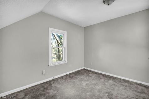 9610 Edmunds Avenue Cleveland OH 44106