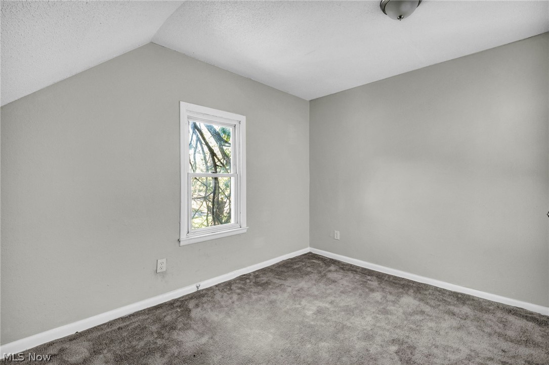 9610 Edmunds Avenue Cleveland OH 44106