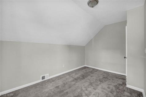 9610 Edmunds Avenue Cleveland OH 44106