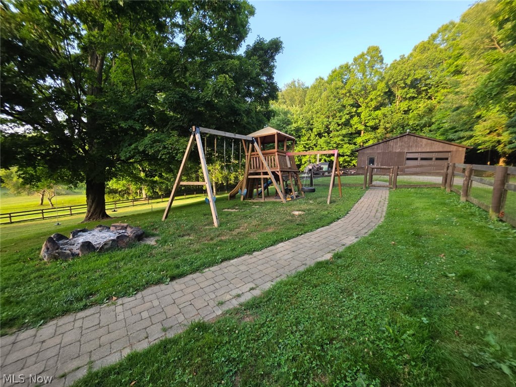10550 Vaughn Road Mantua OH 44255