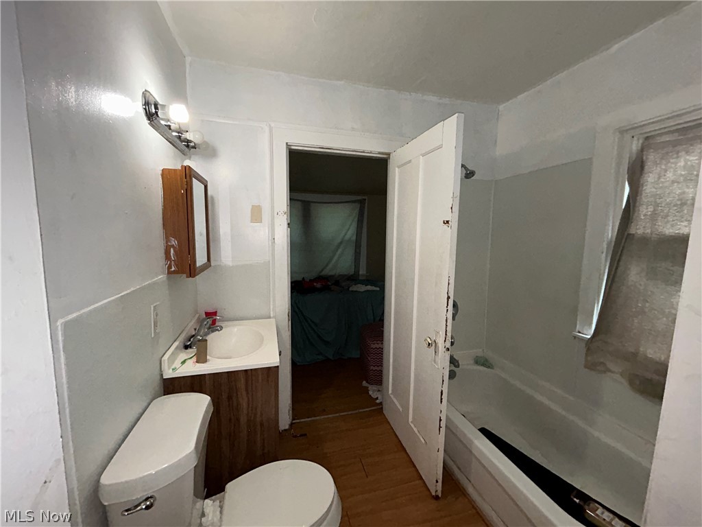 1315 E 143rd Street East Cleveland OH 44112
