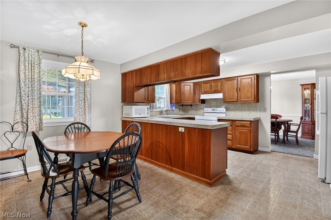 2379 Tanglewood Drive Salem OH 44460