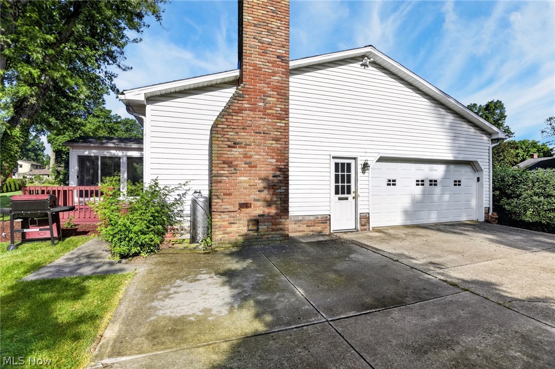 2379 Tanglewood Drive Salem OH 44460