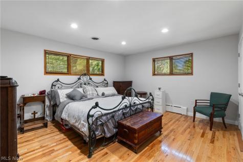 37523 Arlington Drive Willoughby OH 44094