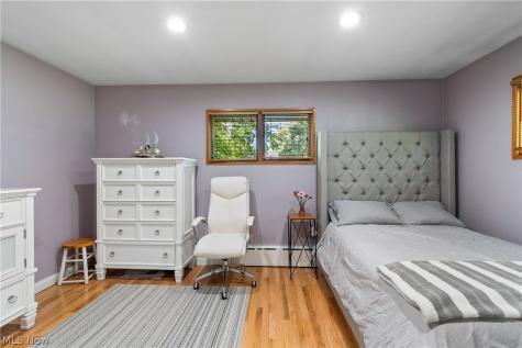 37523 Arlington Drive Willoughby OH 44094