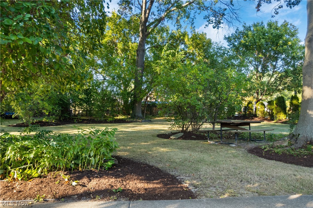 37523 Arlington Drive Willoughby OH 44094