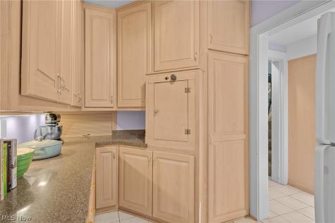 14211 Larchmere Boulevard Shaker Heights OH 44120