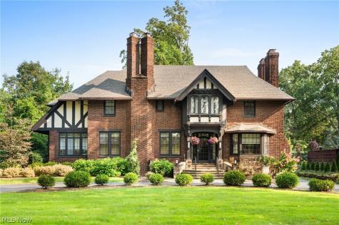 14211 Larchmere Boulevard Shaker Heights OH 44120