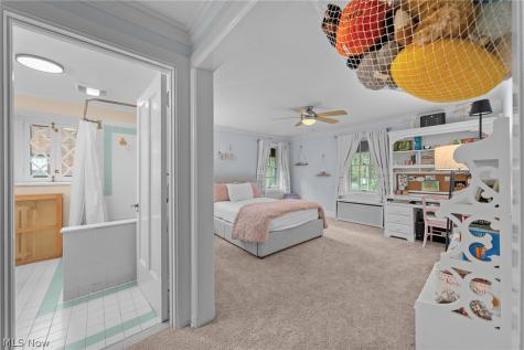 14211 Larchmere Boulevard Shaker Heights OH 44120