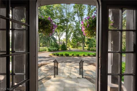14211 Larchmere Boulevard Shaker Heights OH 44120