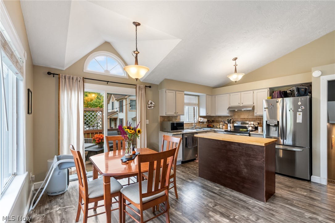 237 Jasper Lane Medina OH 44256