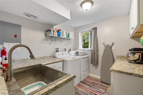 237 Jasper Lane Medina OH 44256