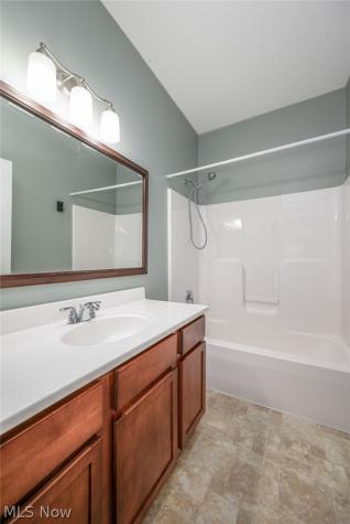 171 Boulder Boulevard Peninsula OH 44264