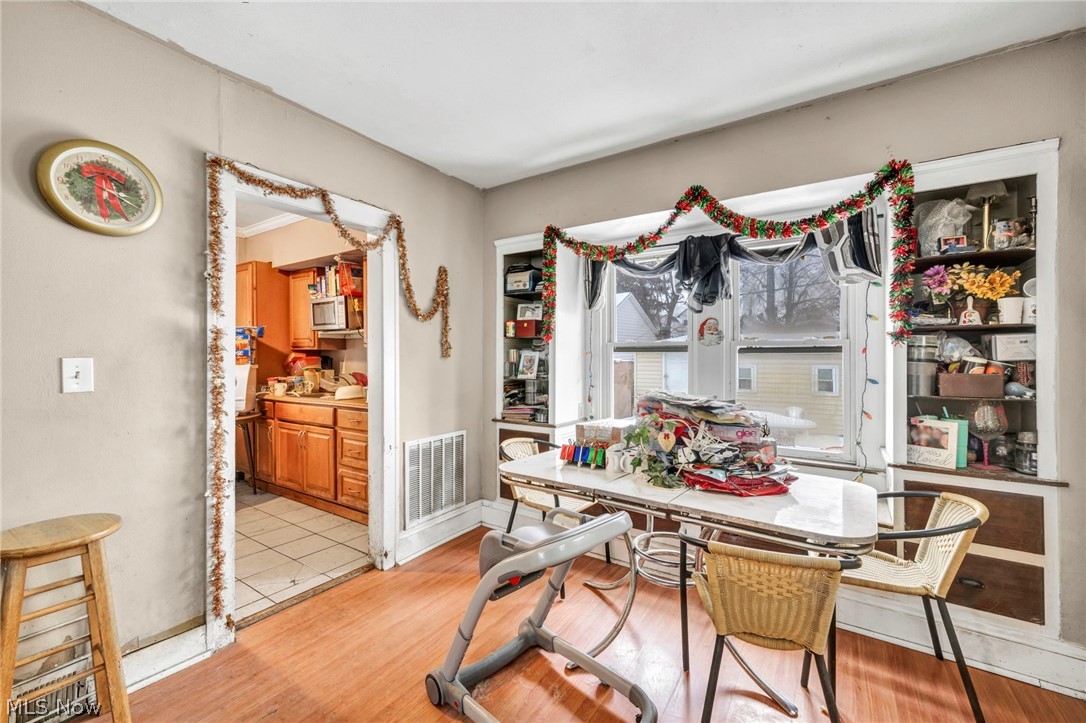 3056 W 104th Street Cleveland OH 44111