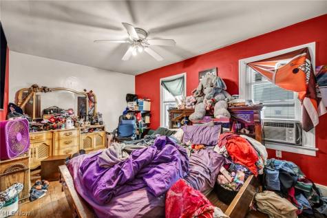 3056 W 104th Street Cleveland OH 44111