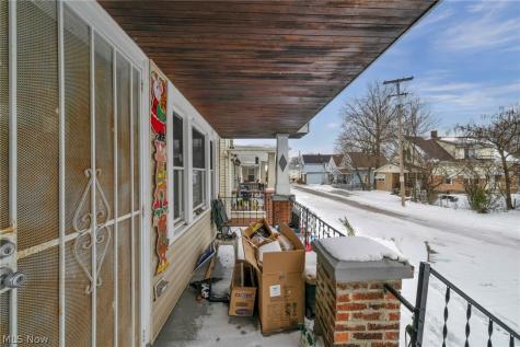 3056 W 104th Street Cleveland OH 44111