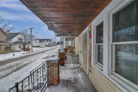 3056 W 104th Street Cleveland OH 44111