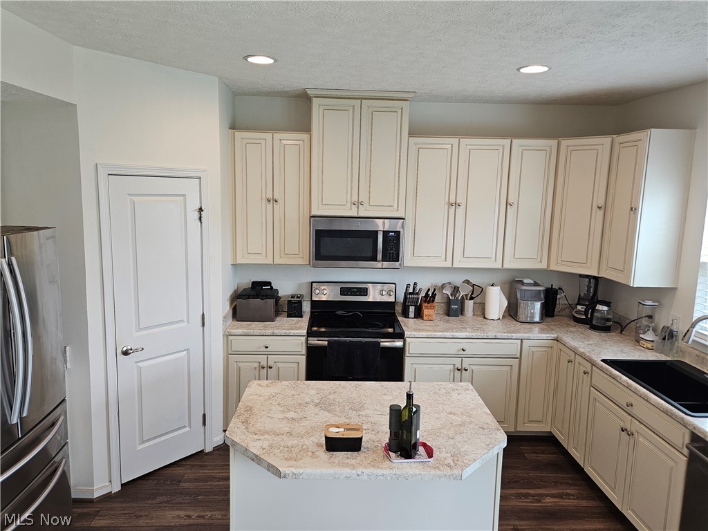 6534 Wisteria Lane Medina OH 44256