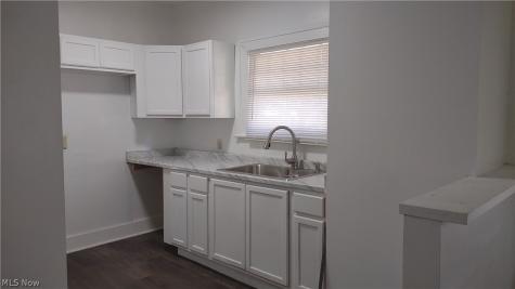 69 W Dalton Street Akron OH 44310