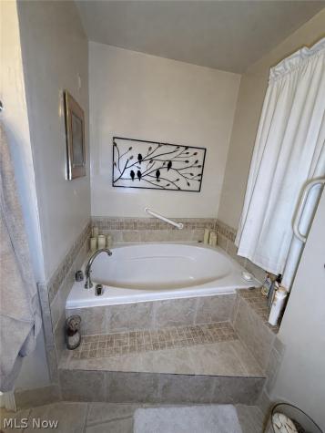 514 E 118th Street Cleveland OH 44108