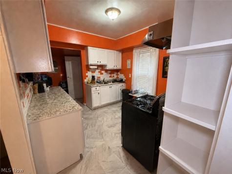 514 E 118th Street Cleveland OH 44108