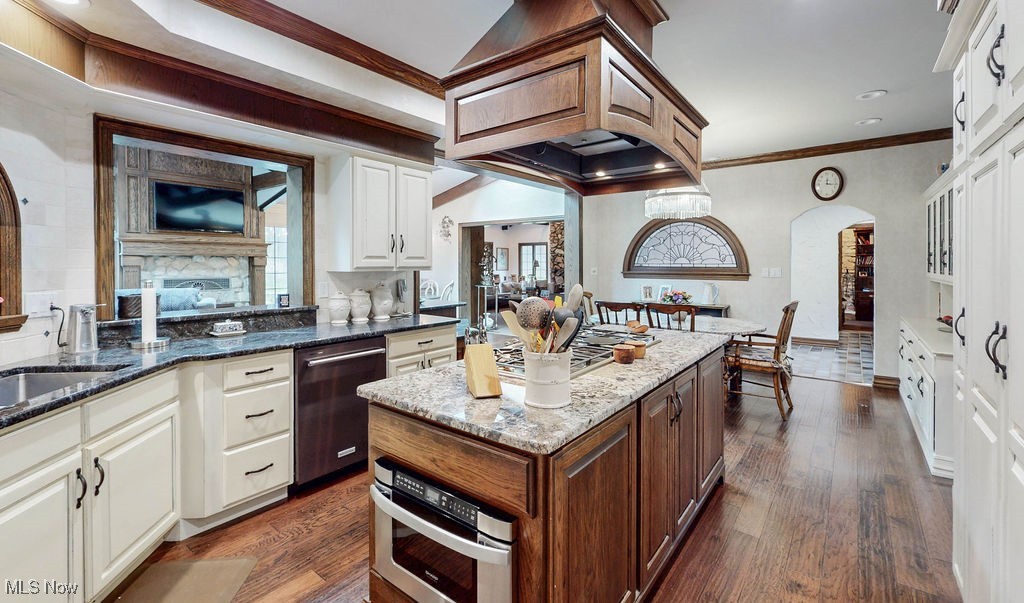 14545 Shire Court Novelty OH 44072