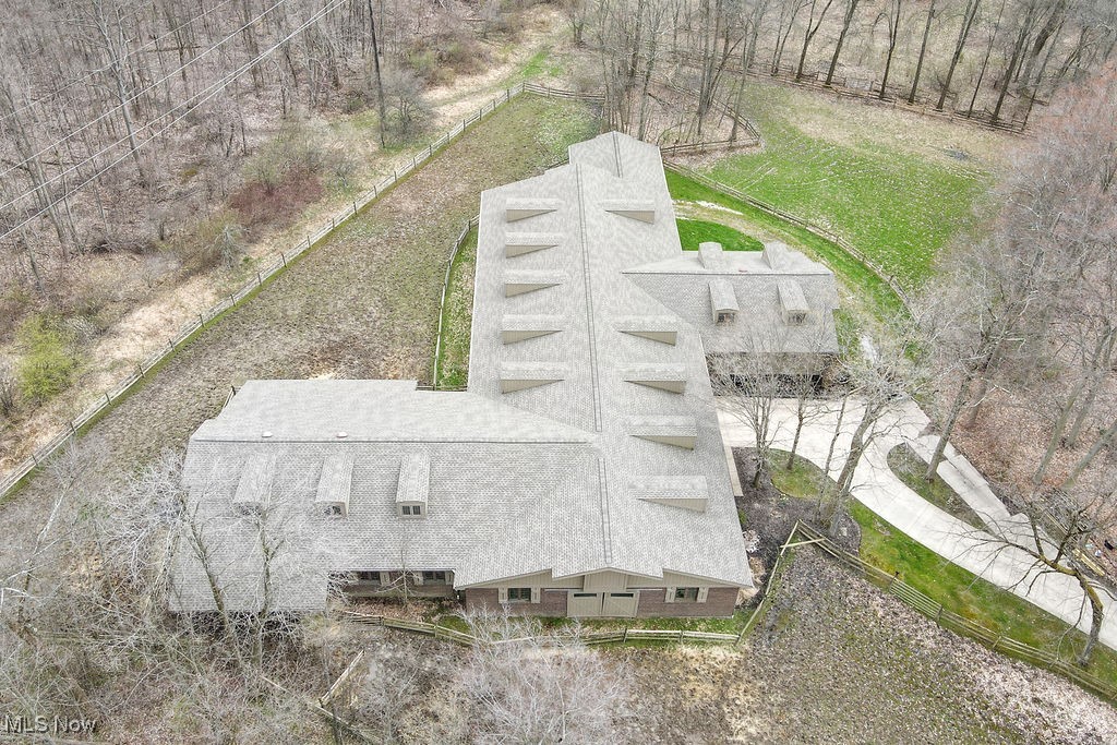 14545 Shire Court Novelty OH 44072