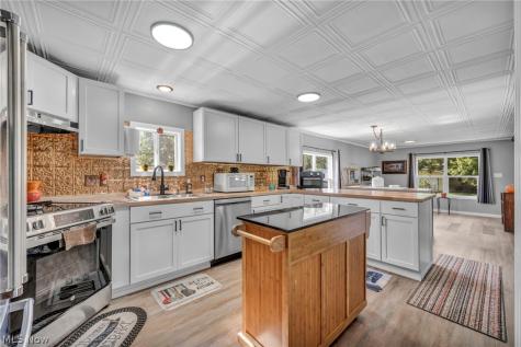 38 Anglers Lane Lagrange OH 44050