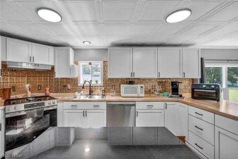 38 Anglers Lane Lagrange OH 44050