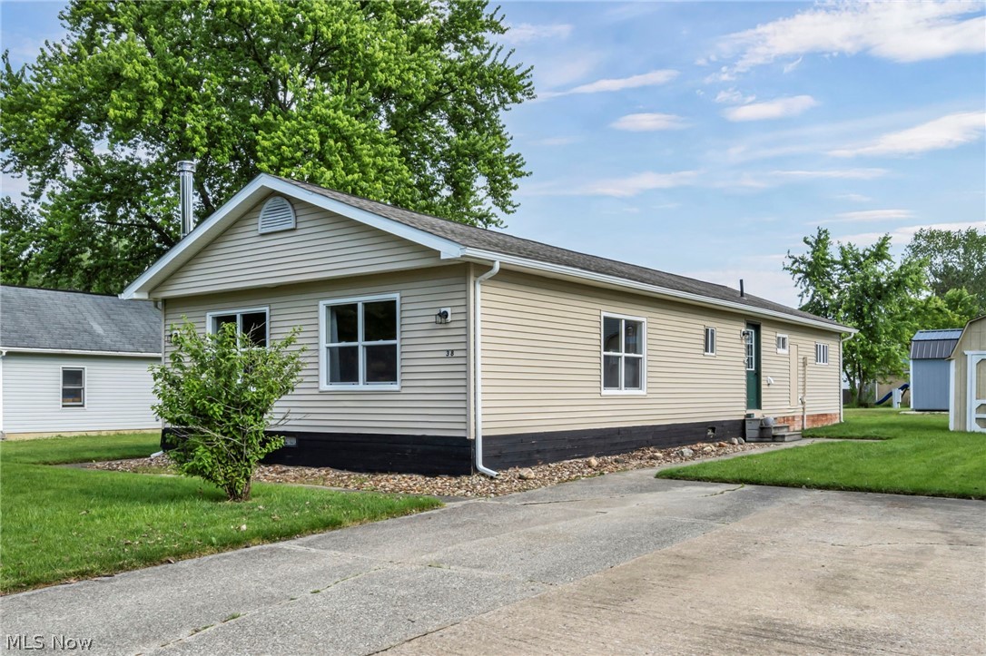 38 Anglers Lane Lagrange OH 44050