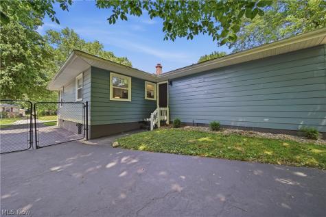 3085 Englewood Drive Stow OH 44224