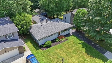 3085 Englewood Drive Stow OH 44224