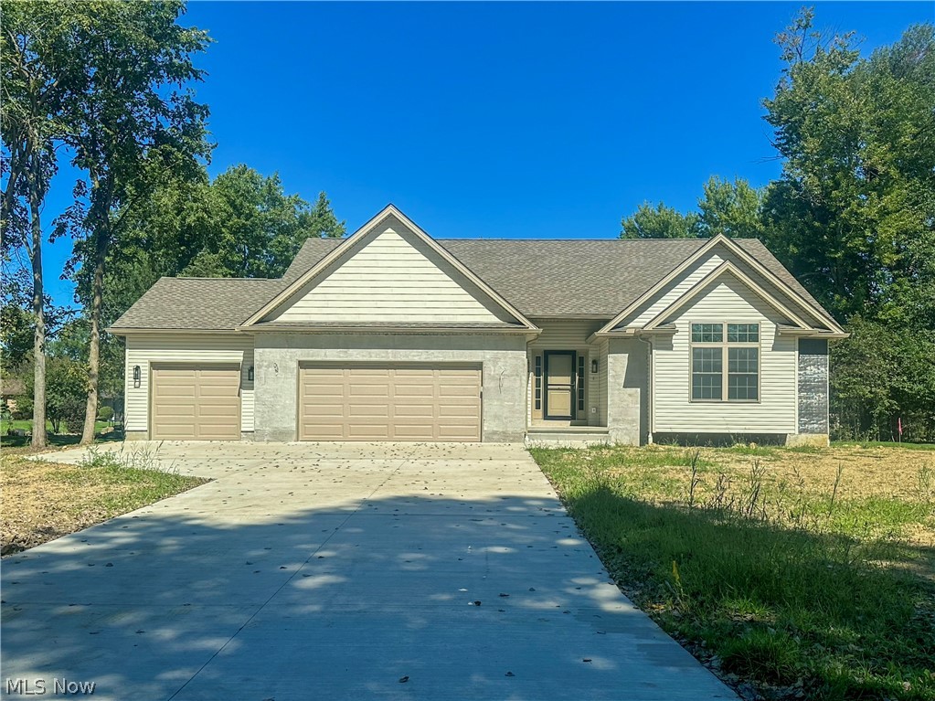 2123 Isabelle Drive Girard OH 44420