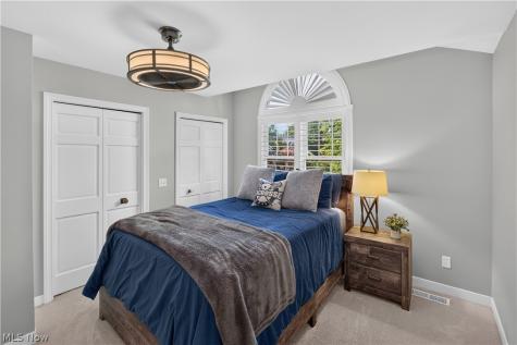 7752 Oxgate Court Hudson OH 44236