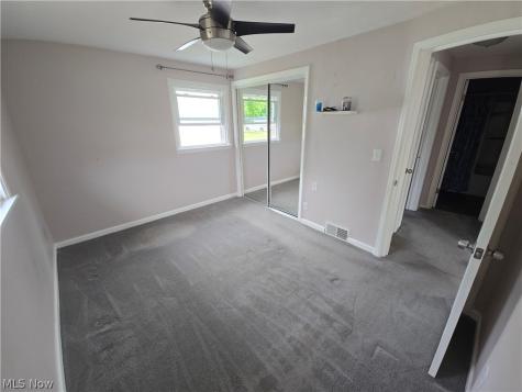 3054 Sterling Road Lorain OH 44052