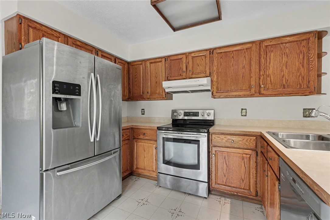 9875 Mentor Road Chardon OH 44024