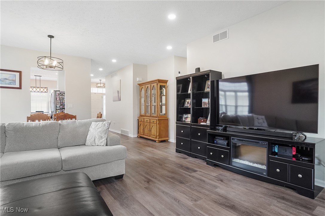 1441 Hollow Wood Lane Avon OH 44011