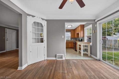 1134 Argonne Road South Euclid OH 44121
