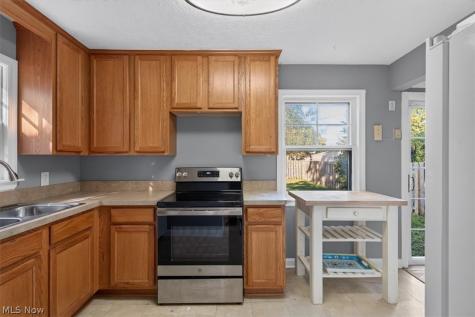 1134 Argonne Road South Euclid OH 44121