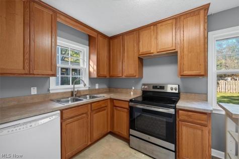 1134 Argonne Road South Euclid OH 44121