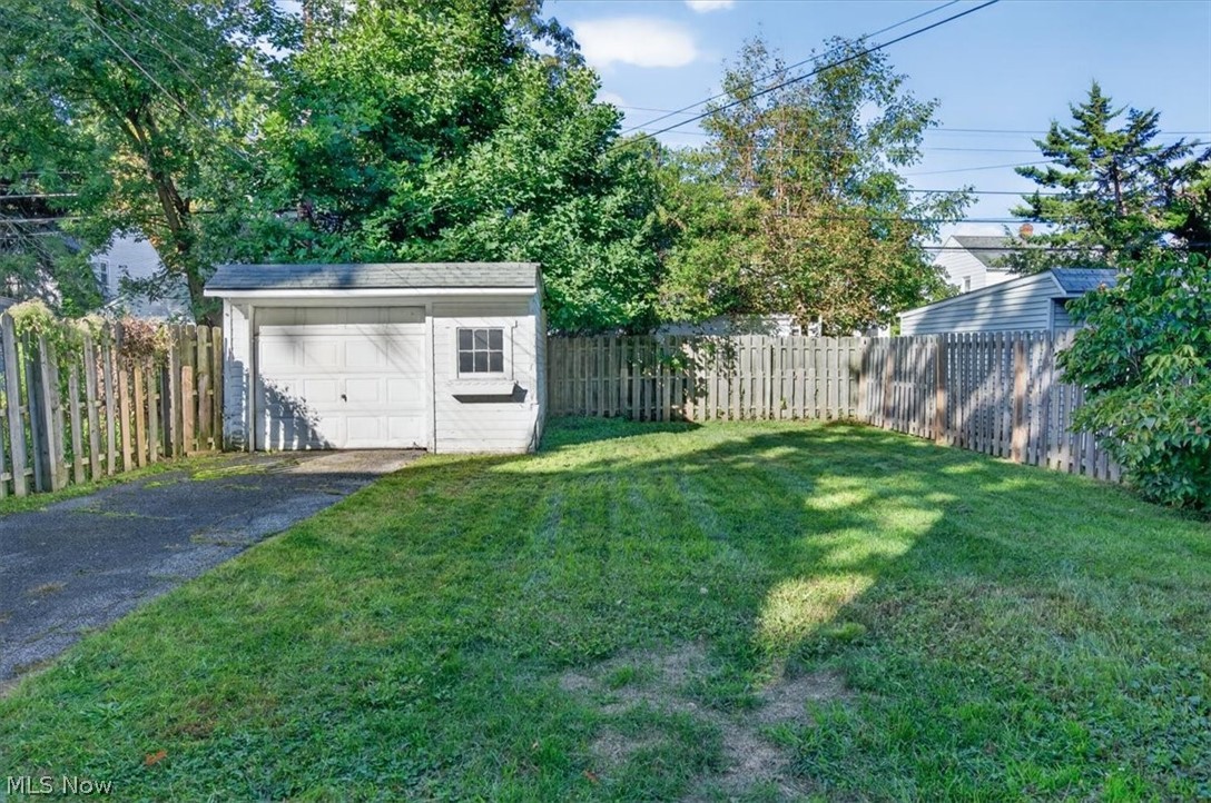 1134 Argonne Road South Euclid OH 44121