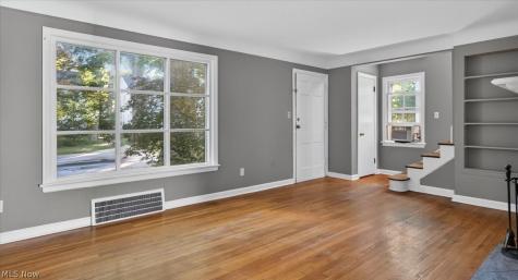 1134 Argonne Road South Euclid OH 44121