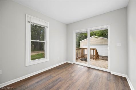 2631 Oakdale Avenue Lorain OH 44055