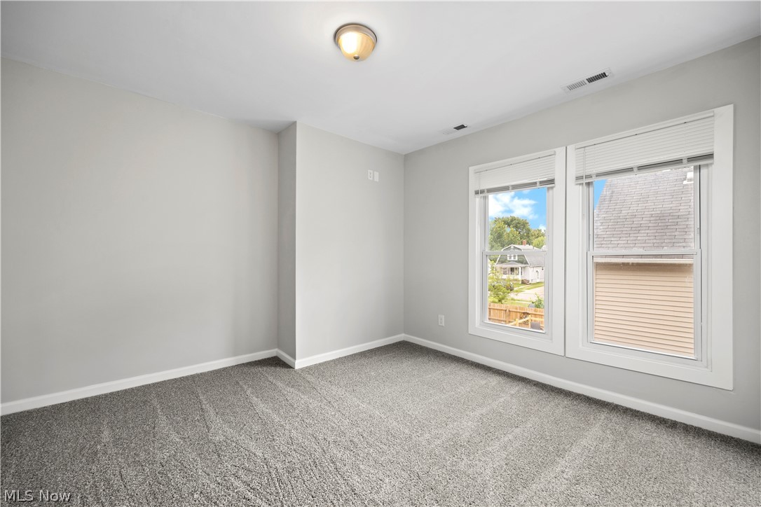 2631 Oakdale Avenue Lorain OH 44055