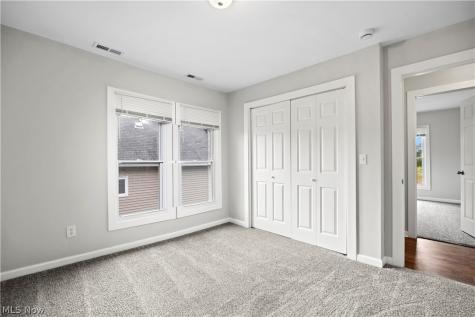 2631 Oakdale Avenue Lorain OH 44055