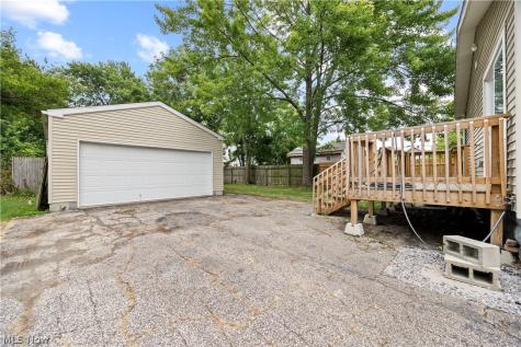 2631 Oakdale Avenue Lorain OH 44055