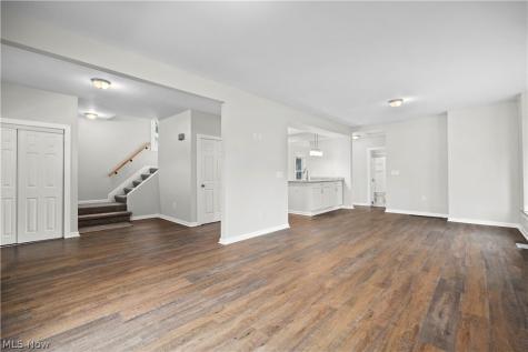 2631 Oakdale Avenue Lorain OH 44055
