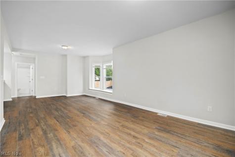2631 Oakdale Avenue Lorain OH 44055