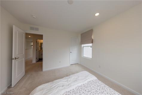 766 River Run Road Aurora OH 44202